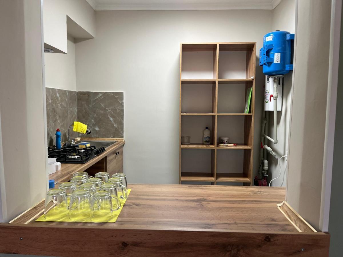 Hostel Nomad Алматы Экстерьер фото