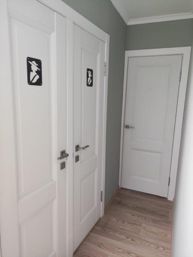 Hostel Nomad Алматы Экстерьер фото