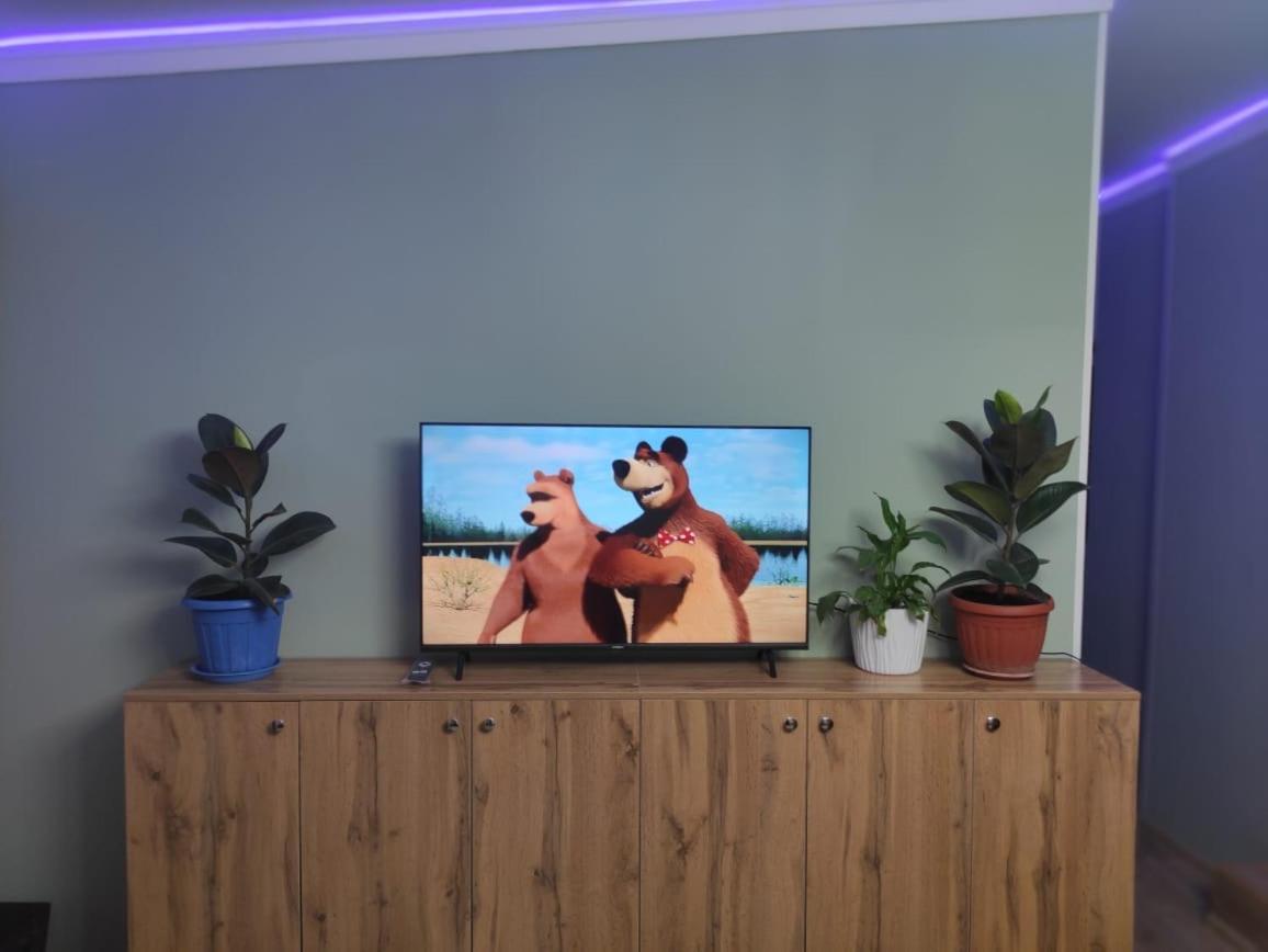 Hostel Nomad Алматы Экстерьер фото