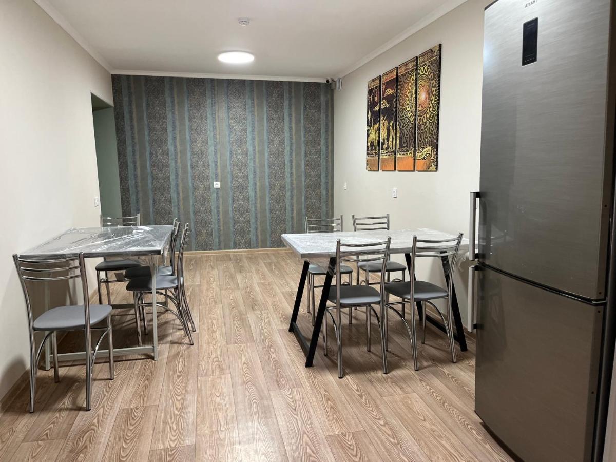 Hostel Nomad Алматы Экстерьер фото