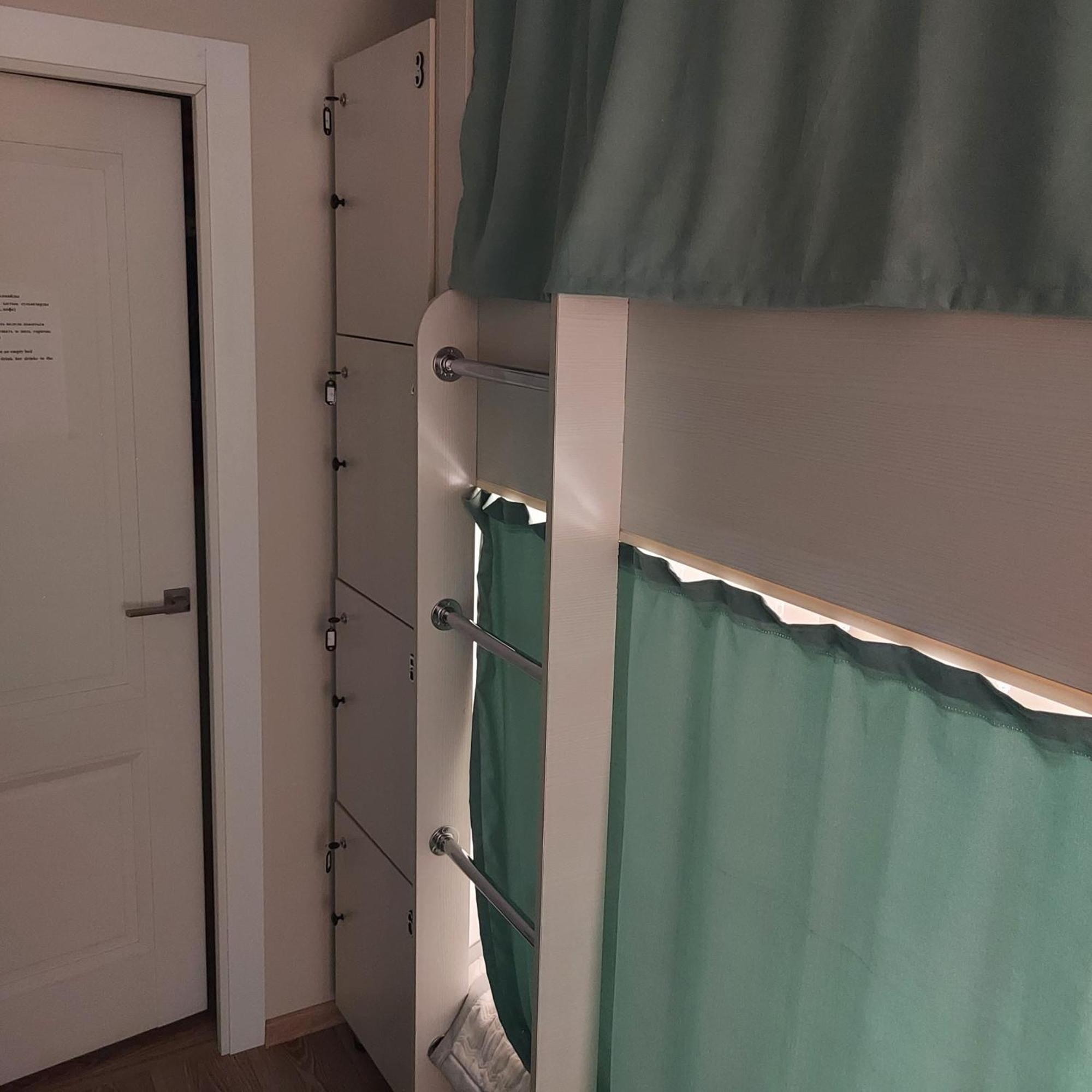 Hostel Nomad Алматы Экстерьер фото