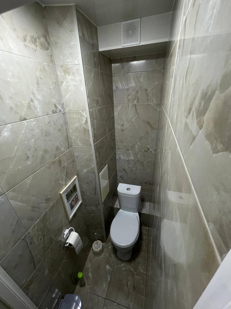 Hostel Nomad Алматы Экстерьер фото